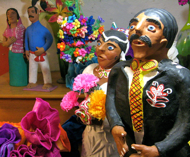 Ceramics Mexico Folk Art Bride and Groom Wedding Marriage Figures Statues
