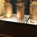 Zenu burial urns